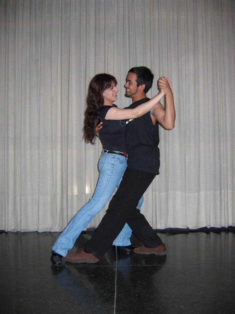Cours particuliers de danse à Strasbourg cours particulier danse strasbourg to style 768x1024 - Cours particuliers de danse à Strasbourg
